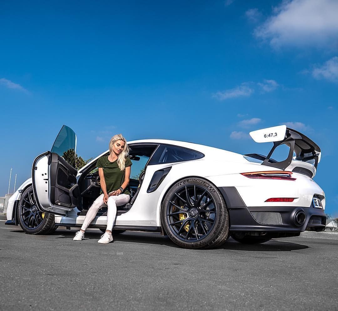 Porsche 911 GT2 RS_luxus sportauto