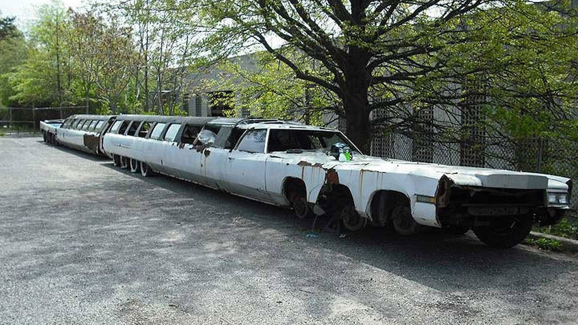 világ leghosszabb autója cadillac limuzin