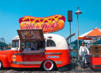 food truck hot dog