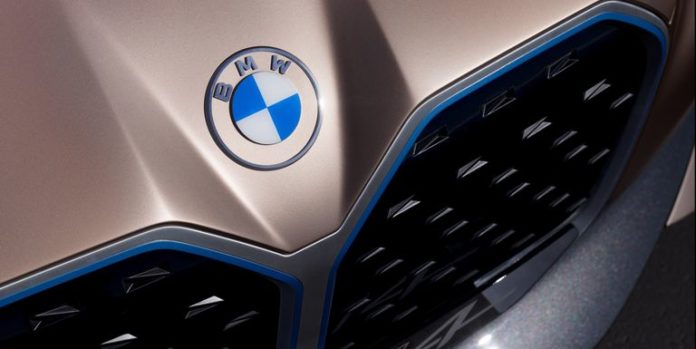 uj BMW-logó