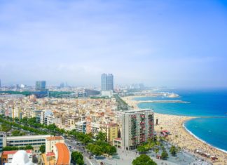 sárga besorolás barcelona tengerpart spanyolország nyaralás