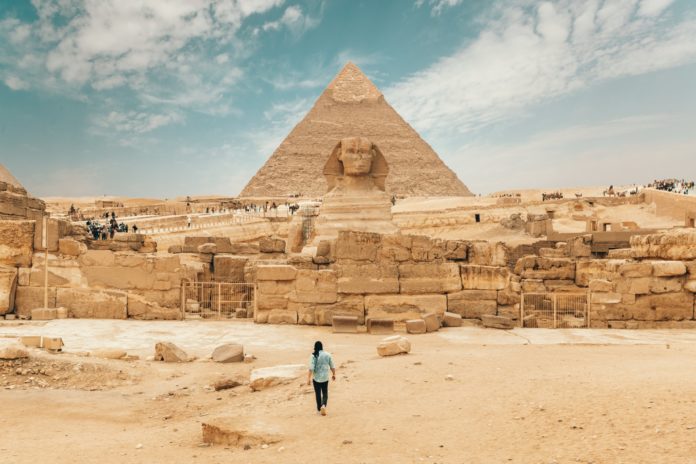 egyiptomi üdülőhelyek egyiptom piramis sivatag