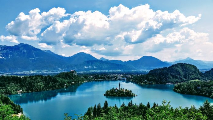 szlovénia bledi tó határátlépés
