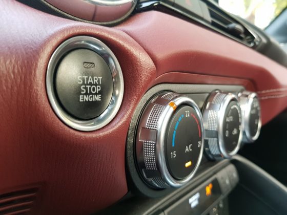 Mazda MX-5 RF Takumi 2020 kulcsnélküli indítás