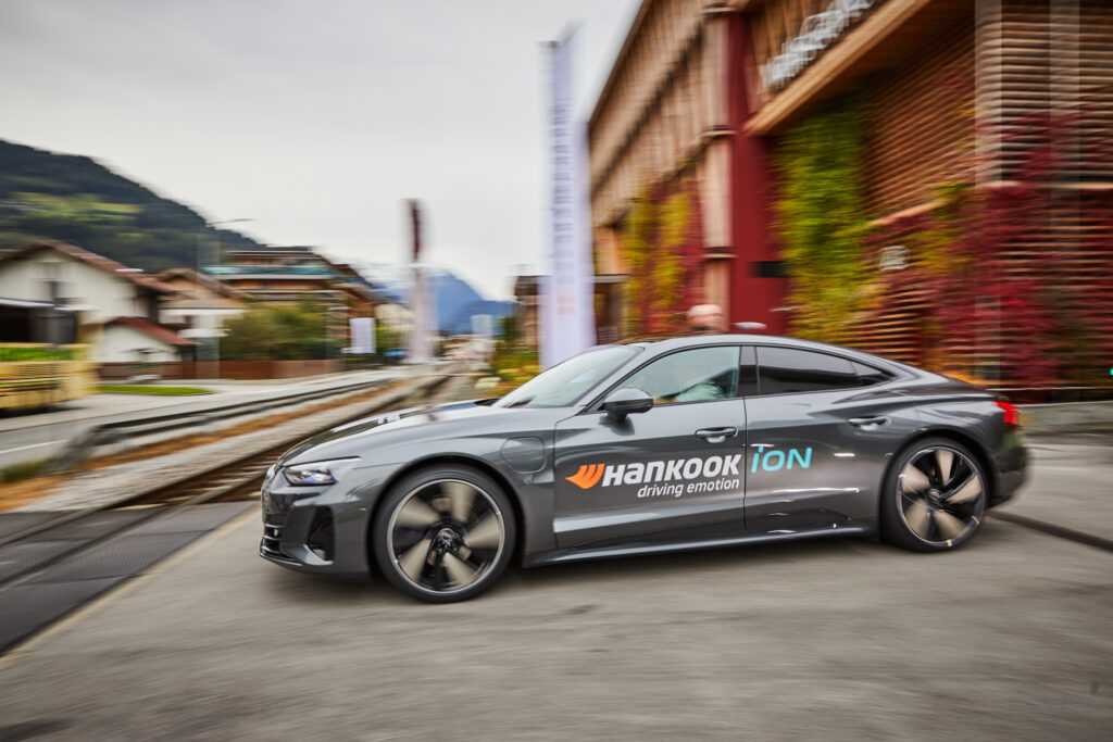Hankook iON