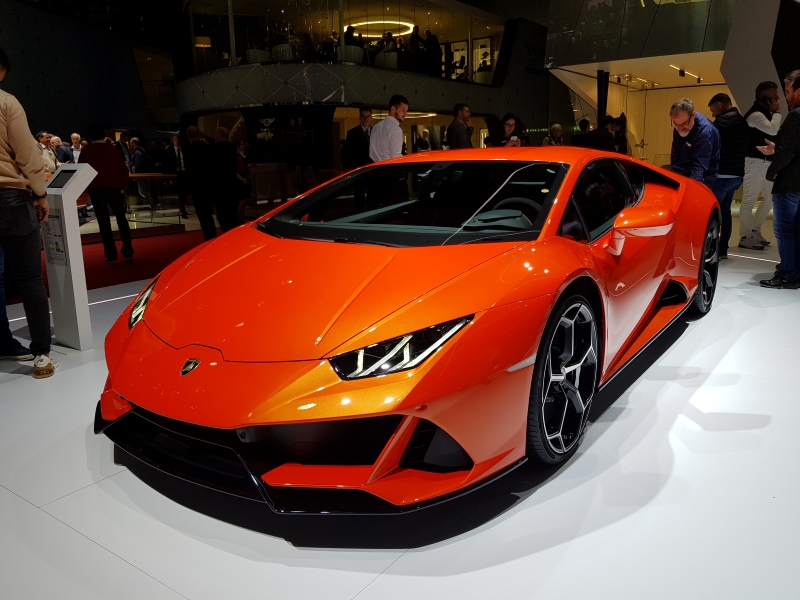 új Lamborghini huracan olasz sportautó