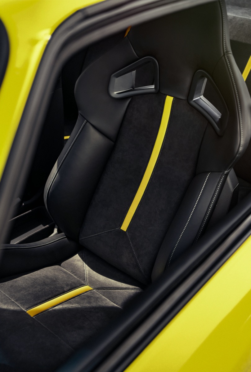 sportülés opel adam