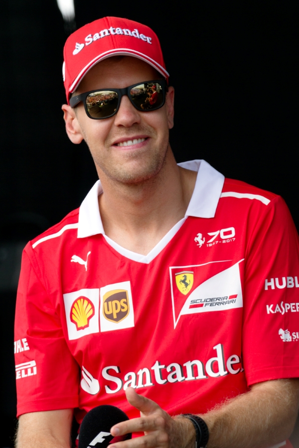 Sebastian_Vettel_2017_Malaysia_2 Forma-1-es pilóta
