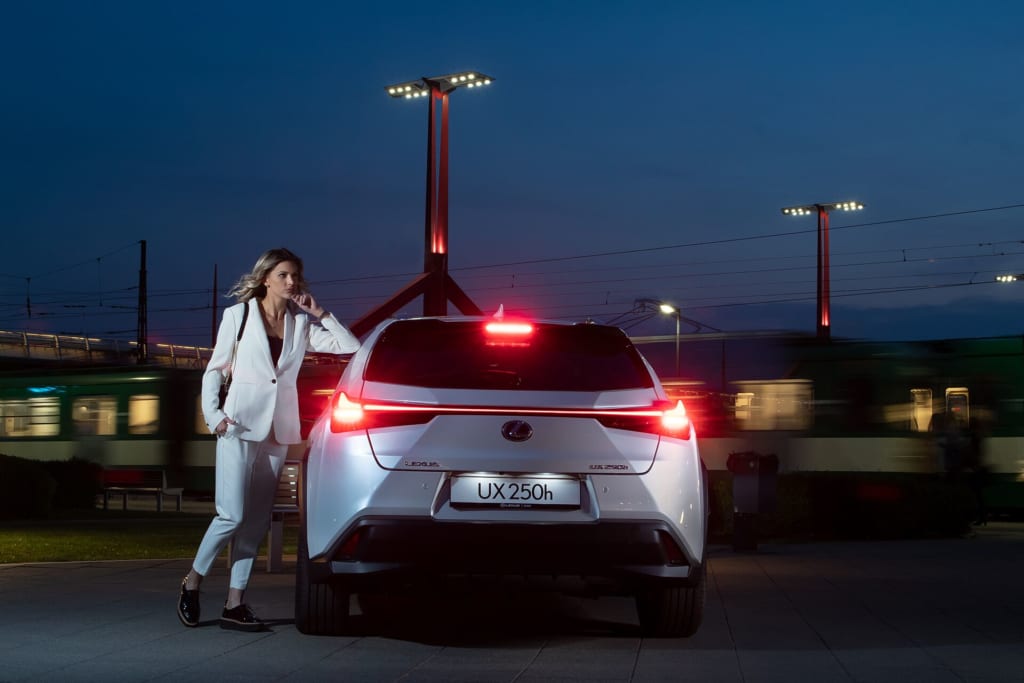 Weisz Fanni Lexus UX