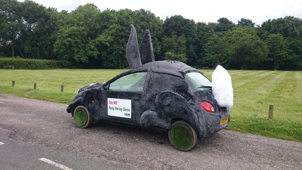 nyuszi_FordKA_husveti auto