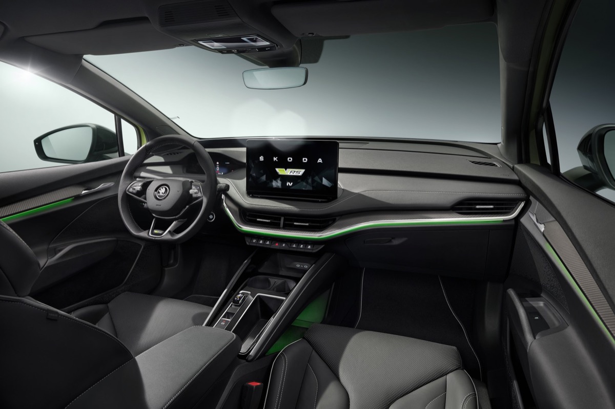 skoda infotainment head up display