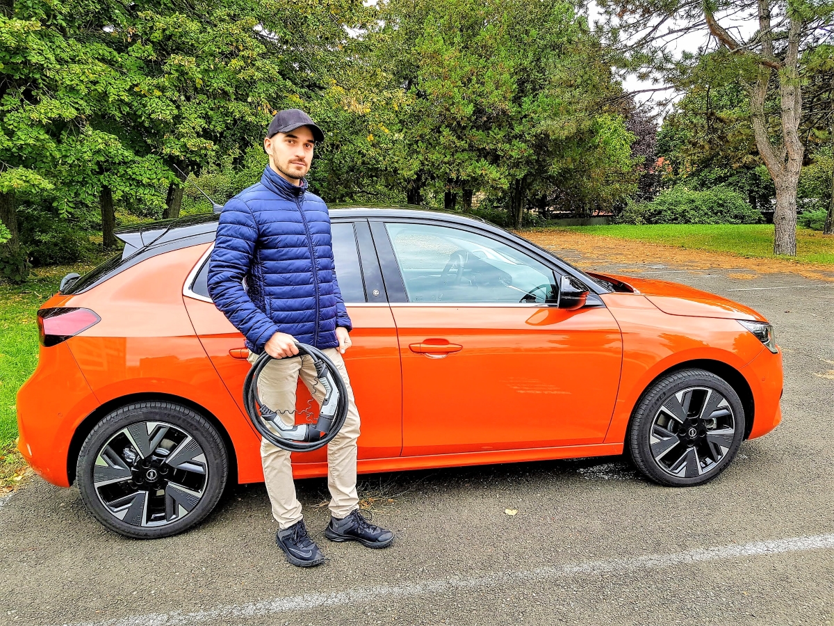 Zam Donát Opel termékkordinátor és elektromobilitási szakértő