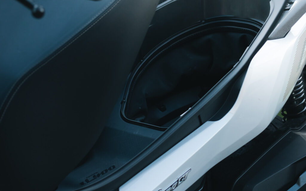 BMW C400 GT robogó ülés csomagtartó