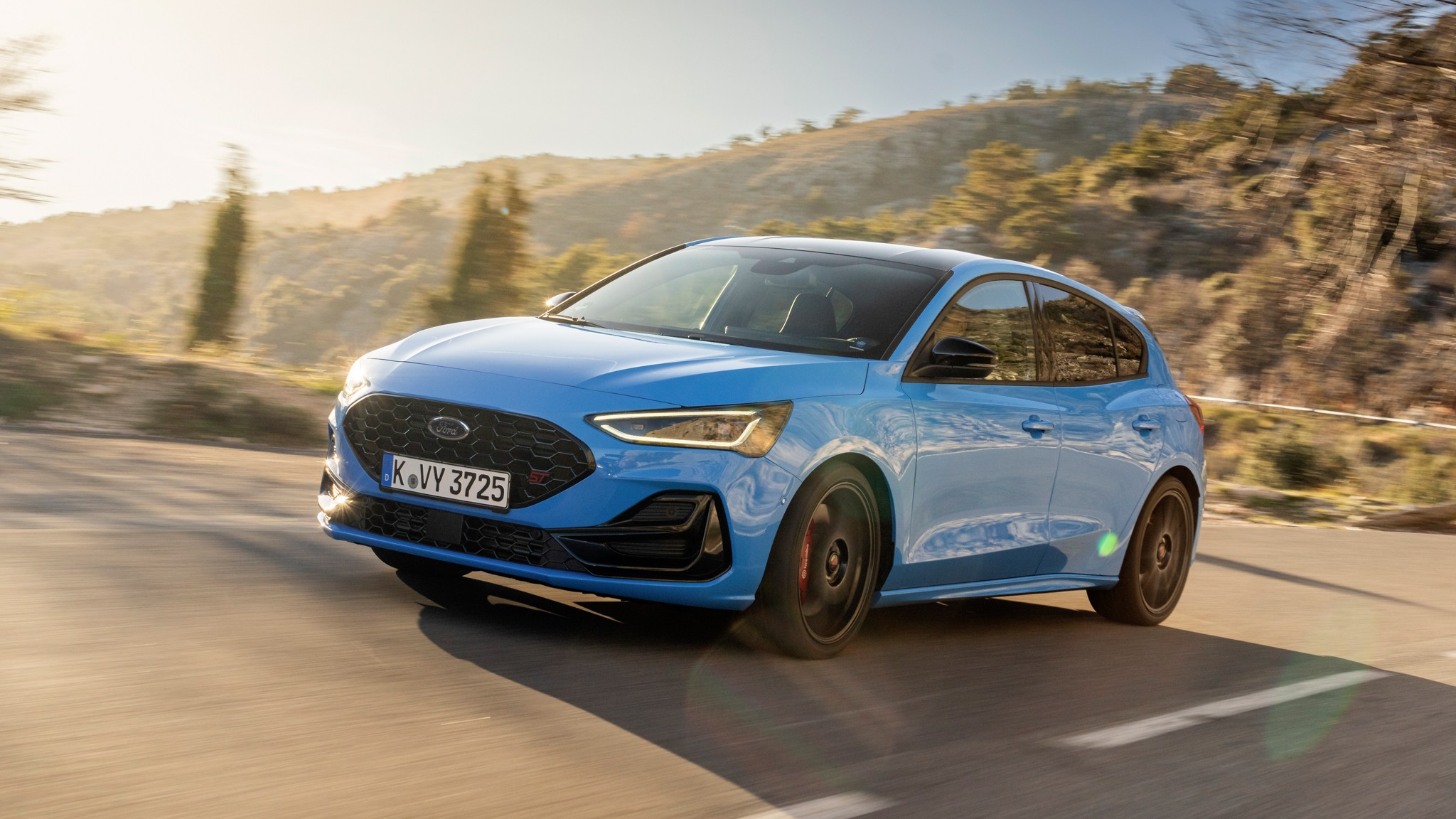 Ford Focus ST kék színben