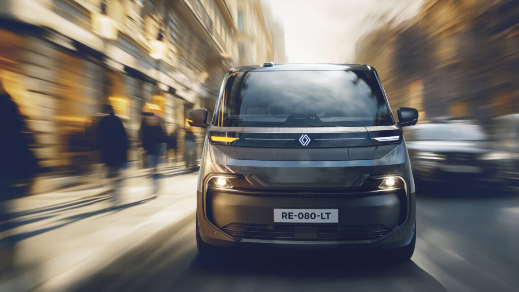 Renault Trafic E-Tech futurisztikus front