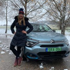 00-Citroen-e-C4-teszt-scaled