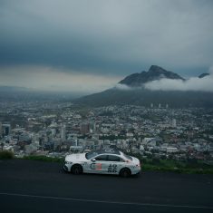 140 Years. 140 Places. Die neue S-Klasse tourt durch Afrika – Impressionen entlang ihrer Route durch Südafrika, von Kapstadt über Franschhoek bis nach Colesberg140 Years. 140 Places. The new S-Class on its journey through Africa – impressions from its journey through South Africa, from Cape Town via Franschhoek to Colesberg