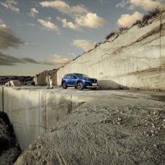 885048fbx-F81-XTRAIL_KV_RHD_FULLRES_LAYERED_BHXTRAILJULY23_BLUE_rgb_03