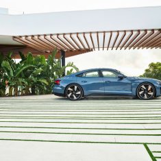 Audi-e-tron-GT-scaled