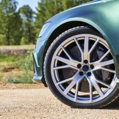 Hankook_nyari vezetés