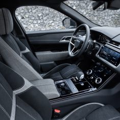 Jaguar-land-rover-Velar-interior_kvadrat