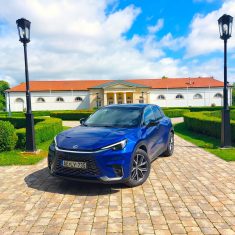 Lexus-LBX_01-1-scaled