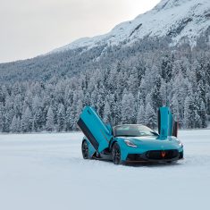 MaseratiMCPURACieloFROZENMAGMA