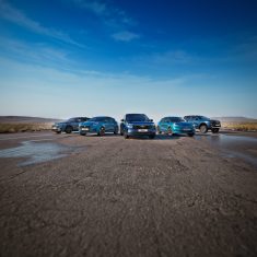 blue_cruise_5_car-range_image_final_56451