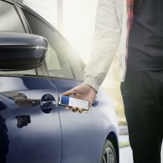 bmw-digital-key-