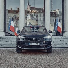 ds-automobiles-DS7_PR_ELYSEE-2