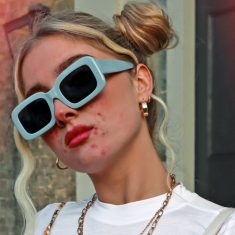 hm-uj-kollekcio-pattanasos-modell-testpozitivitas-body-positive-testpozitiv-1