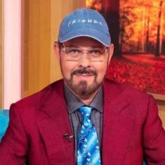 james-michael-tyler-jobaratok-gunther