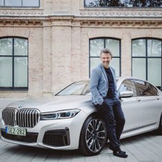 jonas-kaufmann-bmw-parkfoglalo-gala