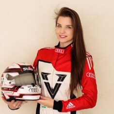 keszthelyi-vivien-autoversenyzo