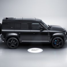 land-rover-defender-limitalt-kiadas-007-james-bond-edition-2