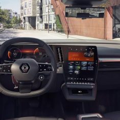 lg-infotainment-rendszer-renault-megane-e-tech-1