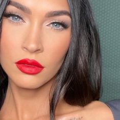 megan-fox-vma-machine-gun-kelly
