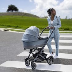 Die neuen Mercedes-Benz Kinderwagen von Hartan – dynamisch, innovativ, funktionalThe new Mercedes-Benz pushchairs from Hartan - dynamic, innovative, functional