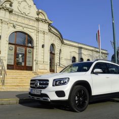 mercedes-benz-glb-180-d