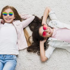 napszemuveg-lanyok-nyar