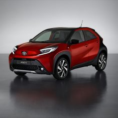 toyota-aygo-x-chili-piros-varosi-kompakt-crossover