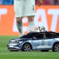 uefa-euro2020-foci-eb-taviranyitos-auto-1