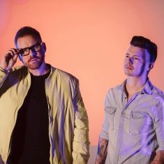 well-hello-fluor-tomi-diaz
