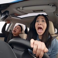 zavaro-tenyezo-vezetes-kozben